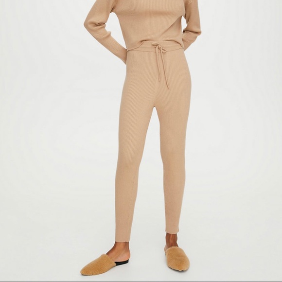 Aritzia Pants - Aritzia The Group By Babaton Ono Jogger